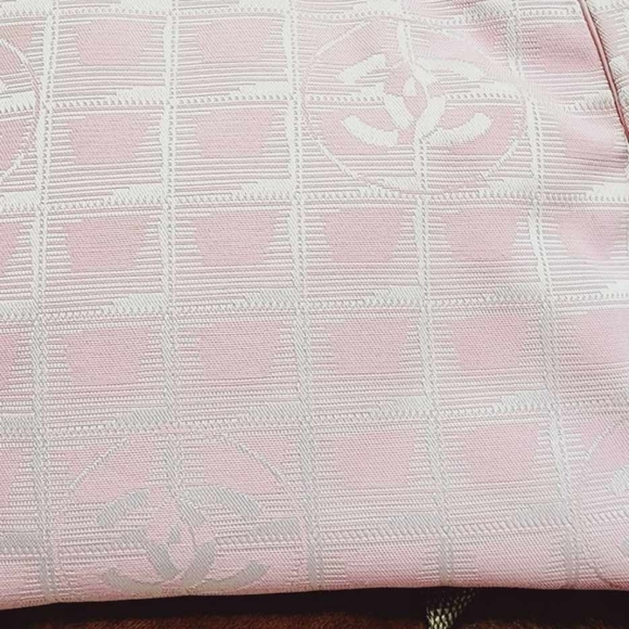 Chanel Bag - Picture 2 of 10